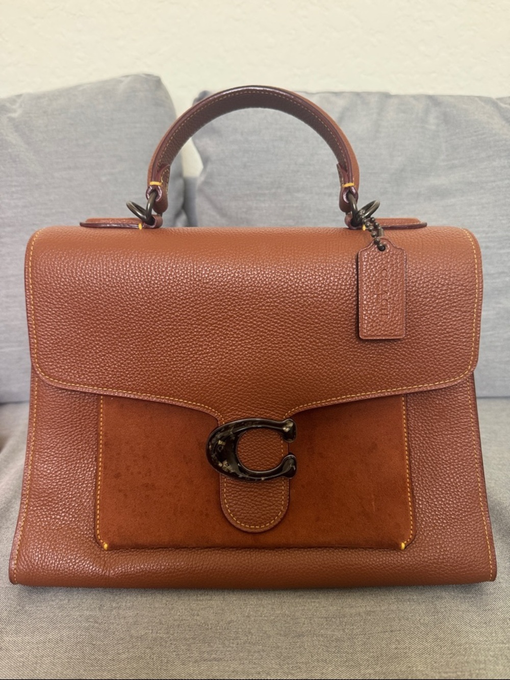 Coach tabby medium Leather Top-Handle Satchel with Signature 'C' Clasp